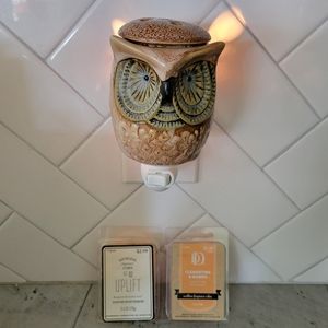 Scentsy Owl Wall Plug-In Warmer